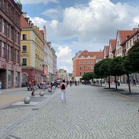 Beautiful Single-bed, In The Center Of Wroclaw, By Main Square Rynek Lägenhet
